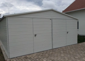 Premium garages 471