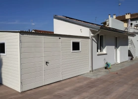 Premium garages 348