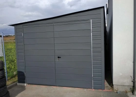 Premium garages 164