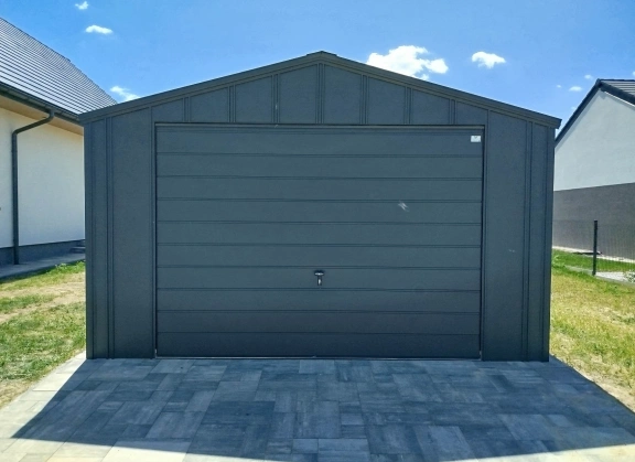 Retro garages 45